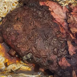 What remains of a full rack of ribs...