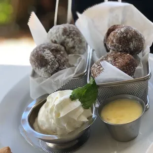 donuts, dough desserts, food