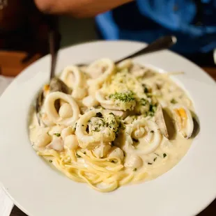 Uncle Bo &apos;s Seafood Catch