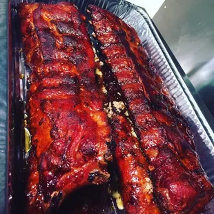 ribs in a foil pan