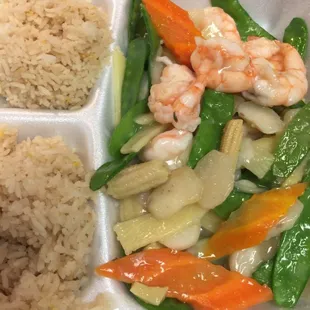 Shrimp with snow peas