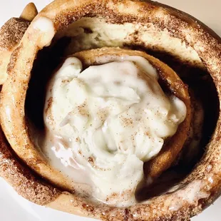 Cinnamon roll
