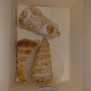 Cream horns