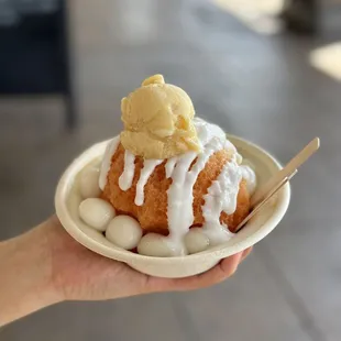 Lilikoi/POG w/ Haupia Cream, Lilikoi Butter and Mochi