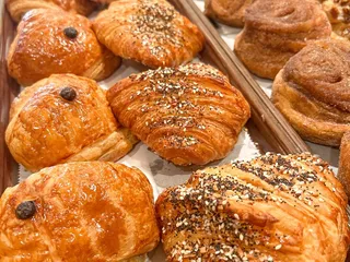 Best Buns Bakery & Burgers