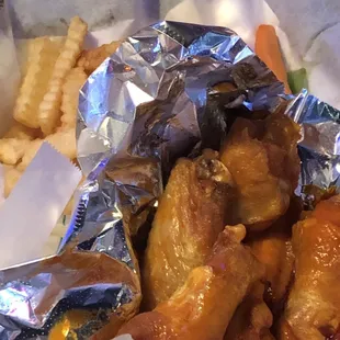 Medium buffalo wings.