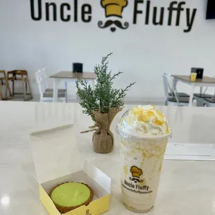 Pistachio Tart &amp; Piña Colada Shake