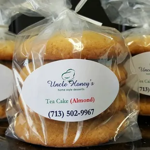 Almond Tea Cakes (4-Pk)