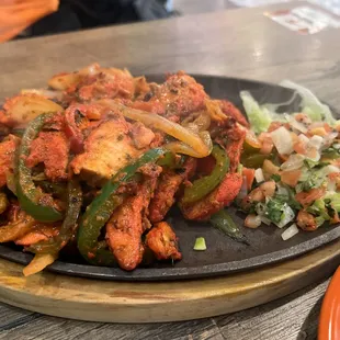 Lunch tandoori chicken fajitas
