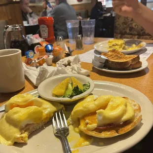 Eggs Benedict