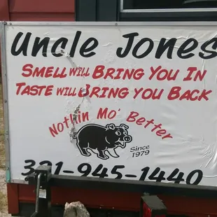 ows a sign for uncle jones