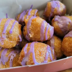 Poi drizzle! Yum!