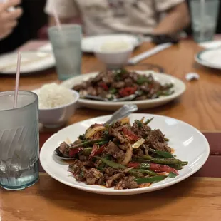 ig: @whatsviveating  |  double peppered beef and cumin lamb