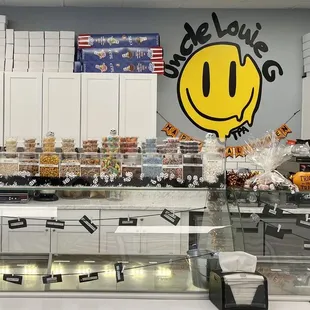 The counter with uncountable toppings