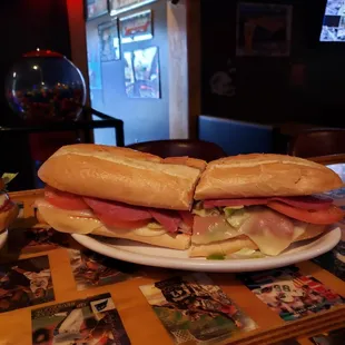 Italian Sub with fries $8.75
12 inches, Salami, Pepperoni, Capicola, Provolone, lettuce, onion, bell peppers, banana peppers