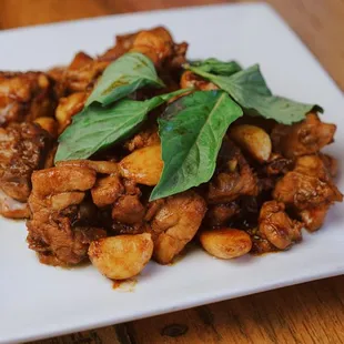 Taiwanese Three-Cup Chicken 台湾三杯鸡