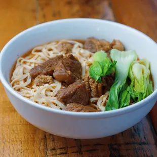 Braised Beef Noodle Soup 红烧牛肉面