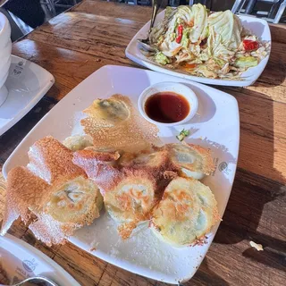 Pan Fried Pork Shrimp and Chives Dumplings (8PCs)