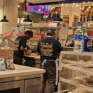Preparing Sandwiches