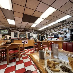 the inside of a diner