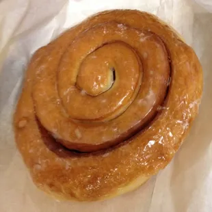 Yummy cinnamon roll.