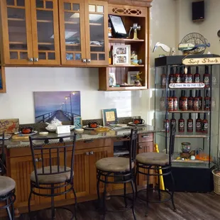 Uncle Russ' Dockside Seafood Market