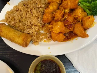 Chun Chinese Cafe