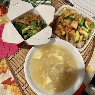 Chicken with Sweet Cream Corn Soup, Broccoli Beef, Clay Pot