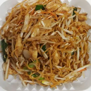 Chicken chow mein with skinny noodles
