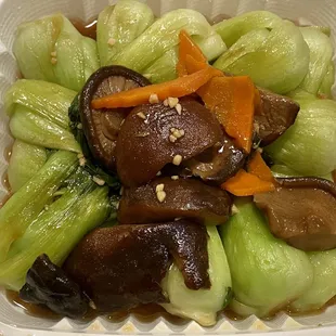 Black Mushroom with Chinese Tender Greens