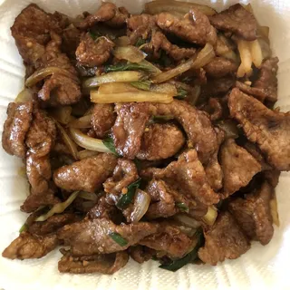 82. Beef with Green Onion