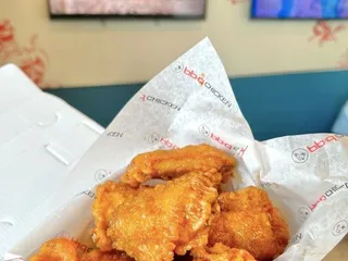 bb.q Chicken Kahala