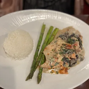Salmon with Lobster &amp; Mushroom sauce