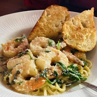 Jumbo Shrimp Scampi