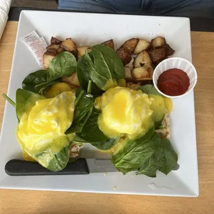 Classic Eggs Benedict