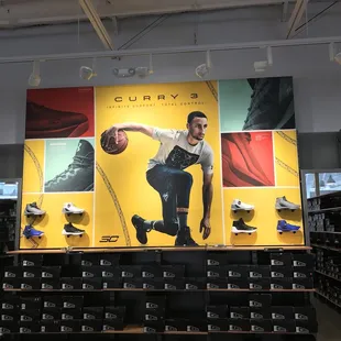 Stephen Curry, dont get the curry 3, they kinda suck- hooper