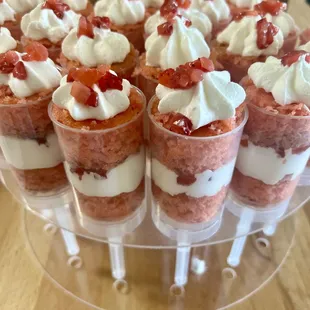Strawberry Shortcake Cake Push Pop