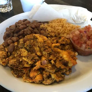 CHORIZO & EGGS