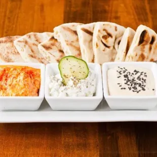Trio of dips