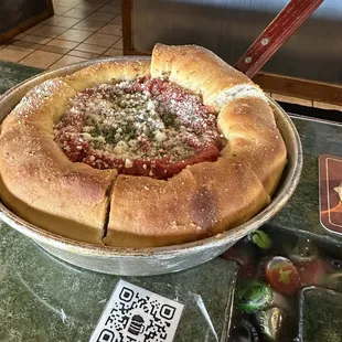 Pepperoni deep dish - Medium