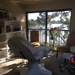 Dr. Cockerham comes twice a month .Botox, Fillers and skin pen. The perfect way to enhance your face