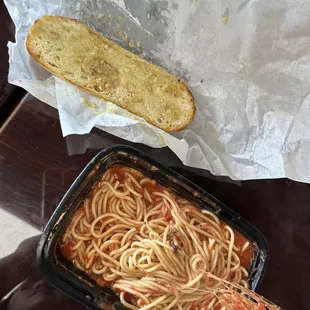 spaghetti with marinara