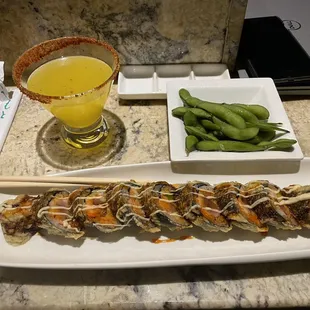 7 &amp;1/2 sushi roll &amp; edamame with mango martini