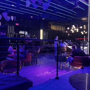 Floor Seating Area and to the right the bar