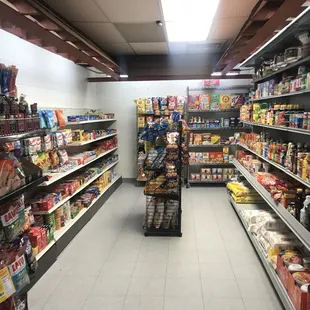 Grocery and snack aisle