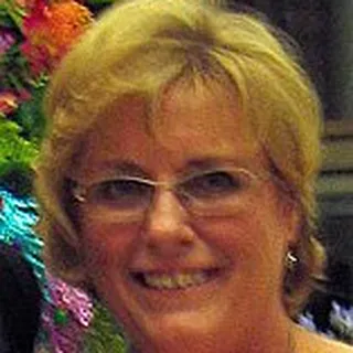 Lynda S.