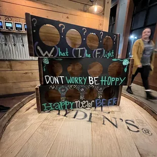 a sign that says don't worry be happy