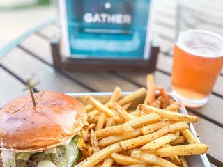 Alary's Bar & Barbeque