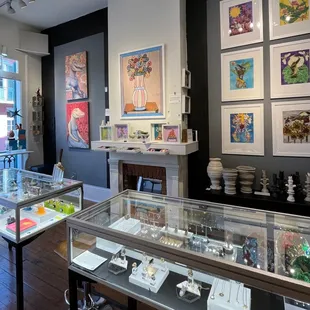 Front parlor at 831 Royal Street, Union Gallery