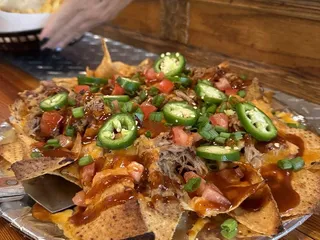 Hollywood's Roadhouse Bar & Grill